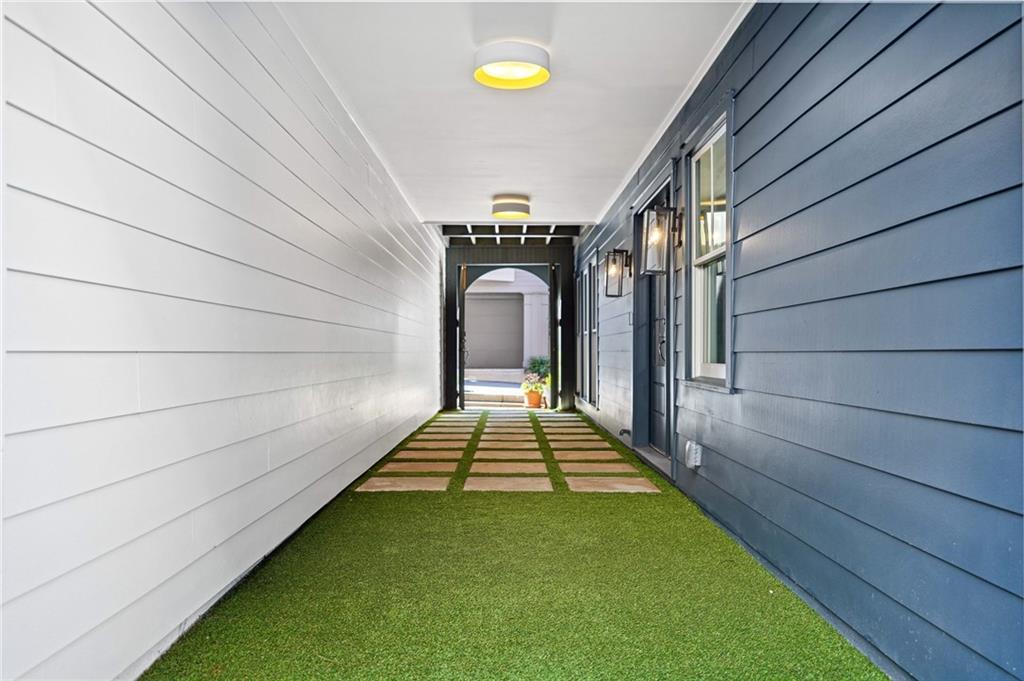 257 Colebrook Street NE