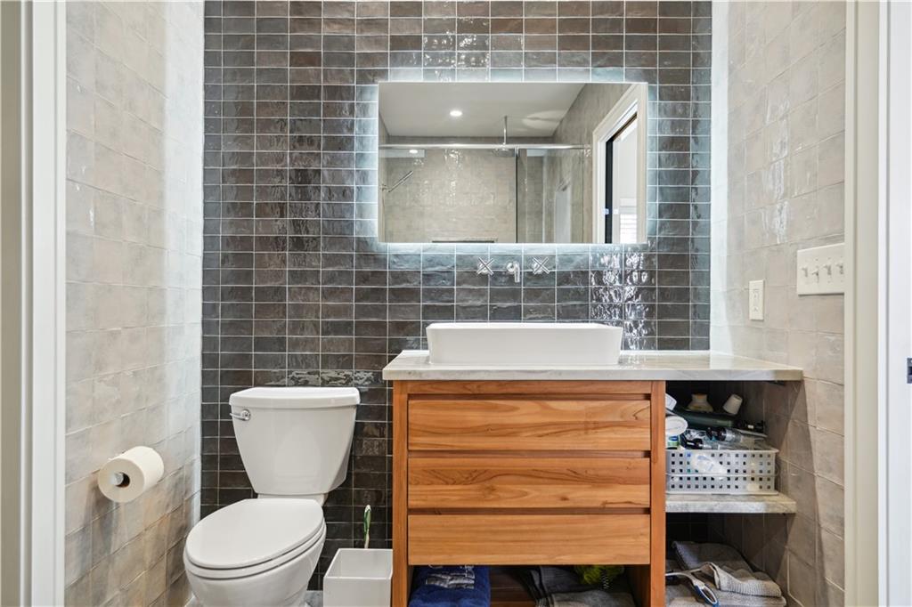 244 Peters Street SW Unit 24