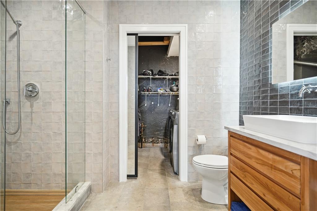 244 Peters Street SW Unit 24