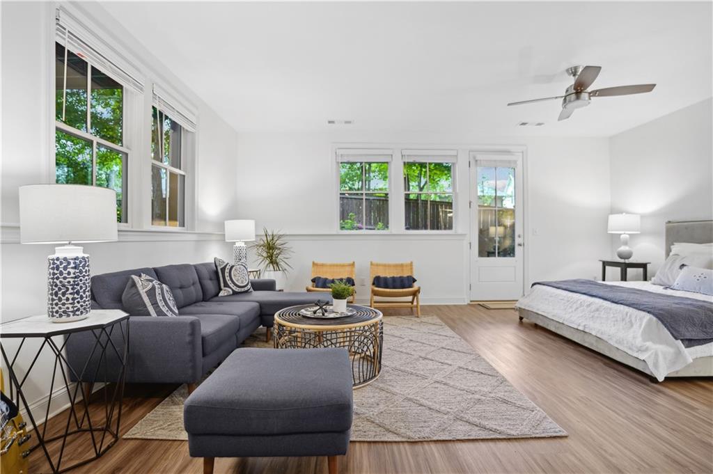 260 Colebrook Street NE