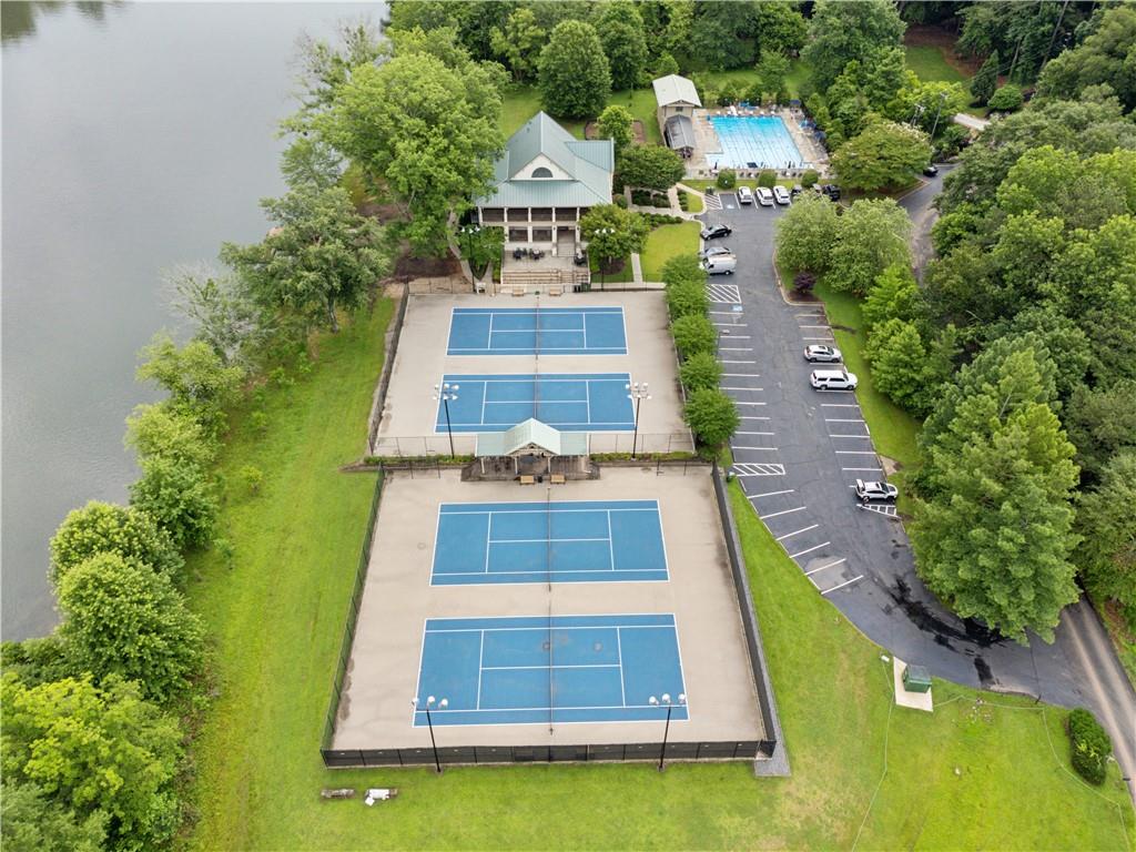 9830 Huntcliff Trace