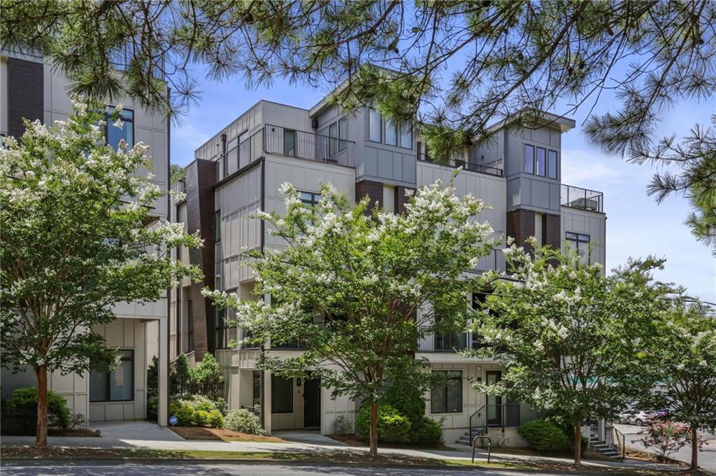 600 Bonaventure Avenue NE Unit 3