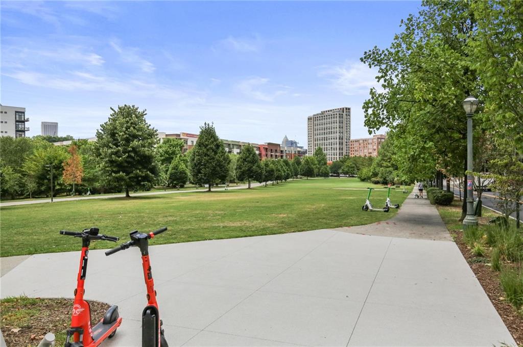600 Bonaventure Avenue NE Unit 3