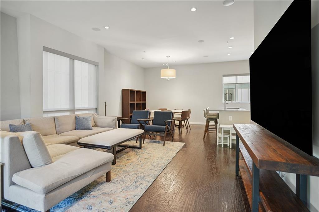 600 Bonaventure Avenue NE Unit 3