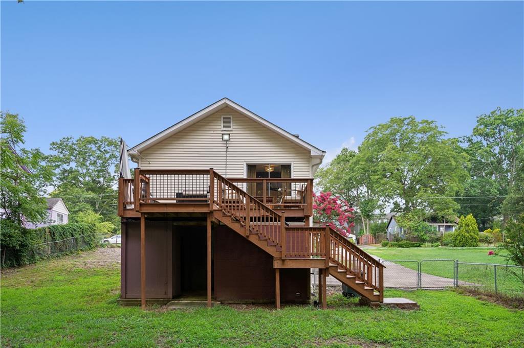 109 Lakewood Road SE