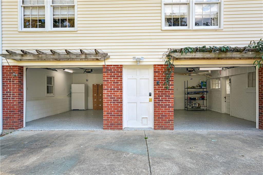 109 Lakewood Road SE
