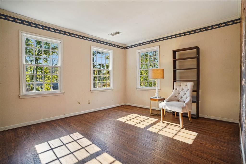 4345 Blackland Way
