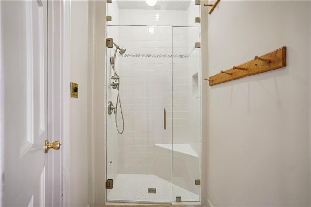 4345 Blackland Way