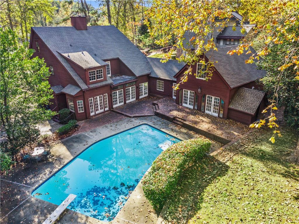 4345 Blackland Way