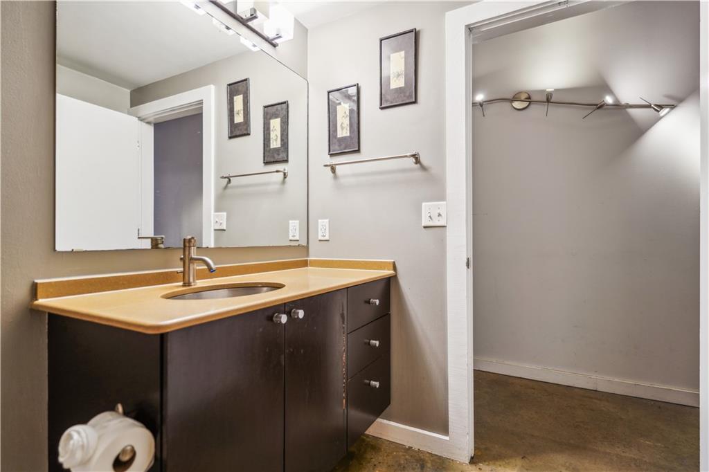 170 Boulevard SE Unit H-218