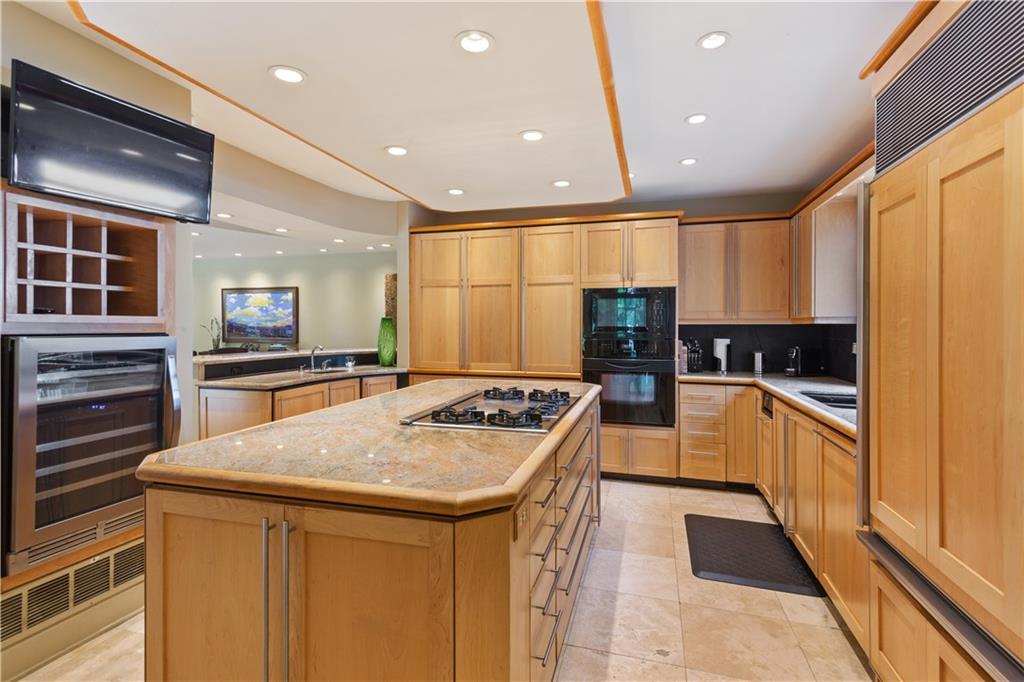 1719 Barnesdale Way NE