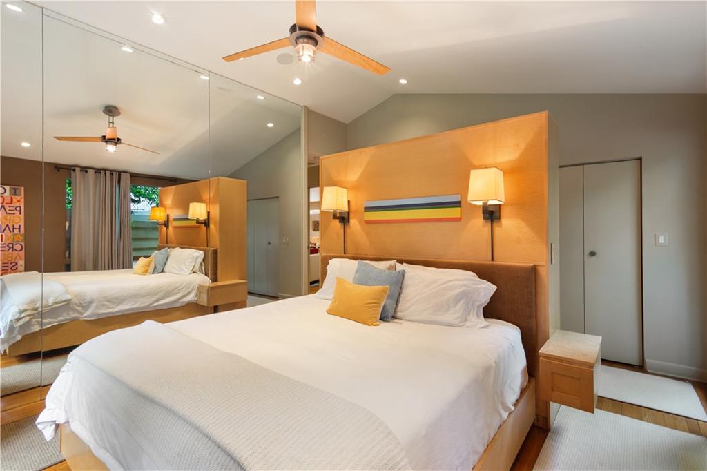 1719 Barnesdale Way NE