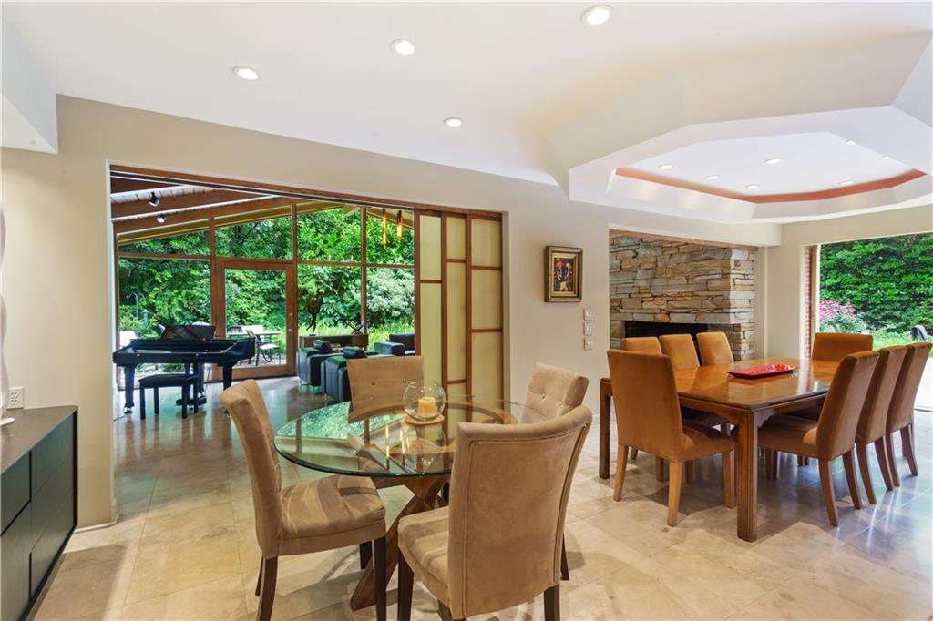 1719 Barnesdale Way NE