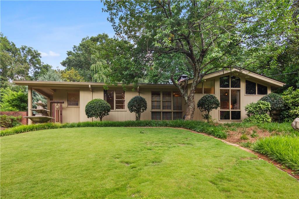 1719 Barnesdale Way NE