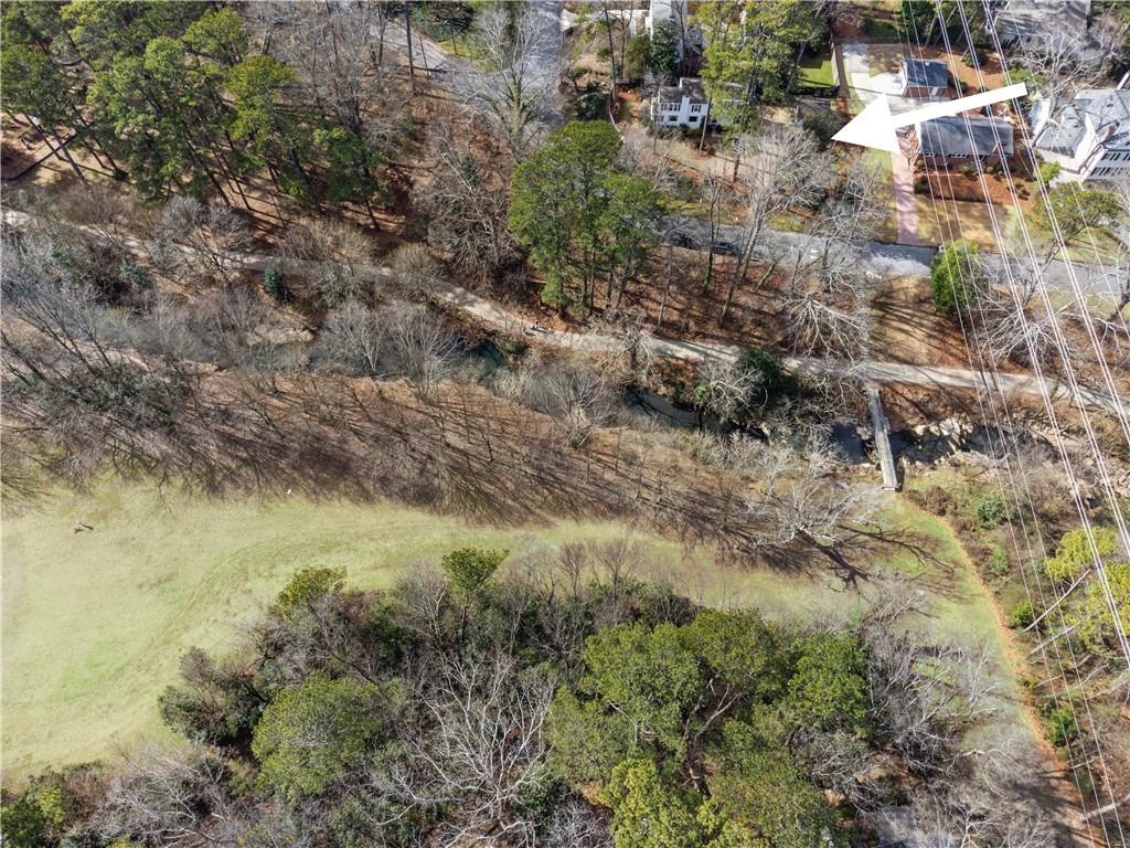 1992 Walthall Drive NW