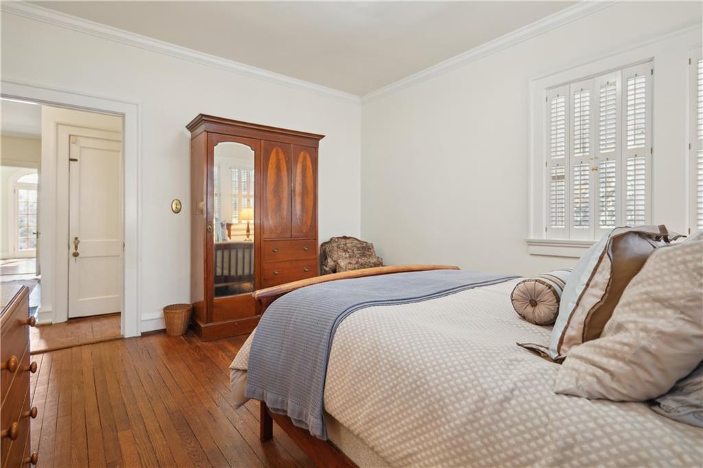 1328 Harvard Road NE