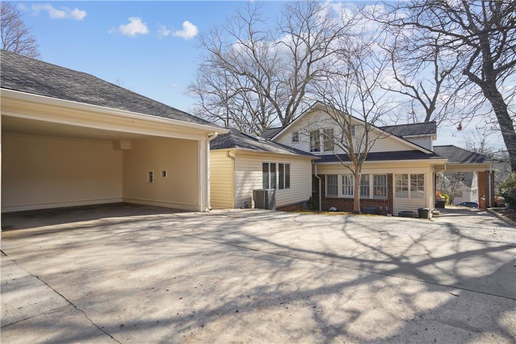 1328 Harvard Road NE