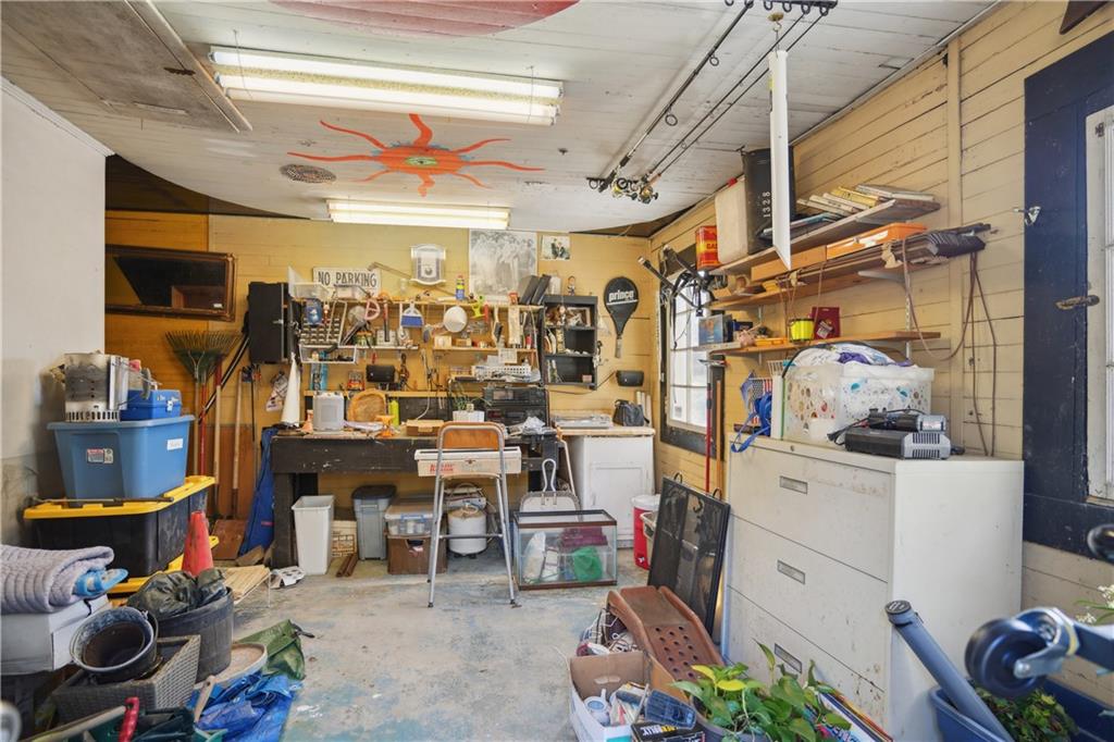 1328 Harvard Road NE