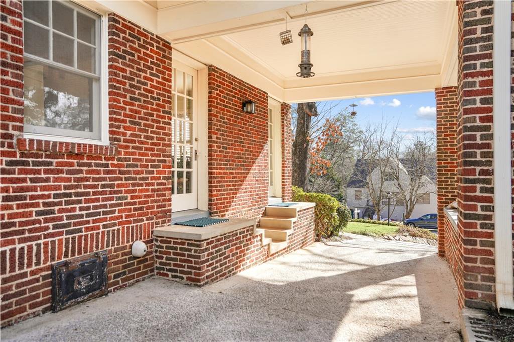 1328 Harvard Road NE