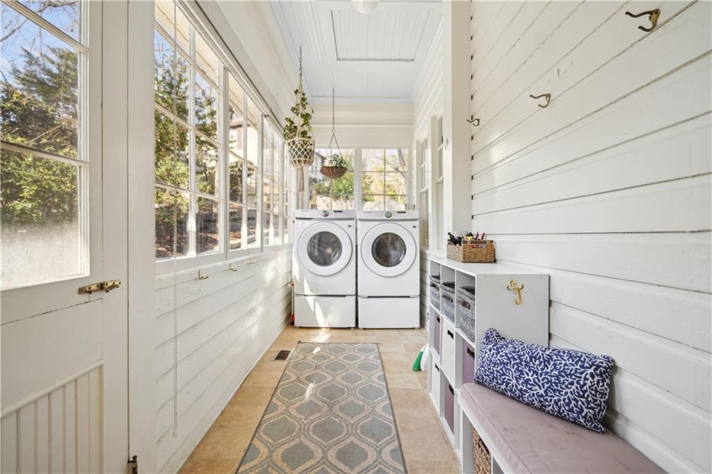 1328 Harvard Road NE