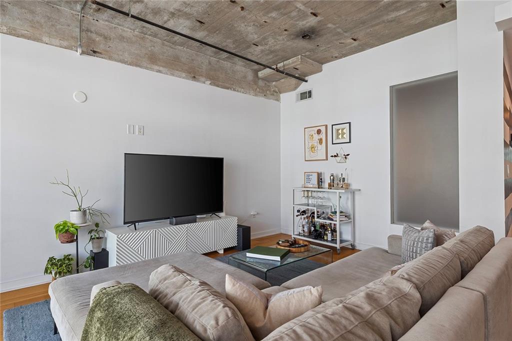 890 Memorial Drive Drive SE Unit 107
