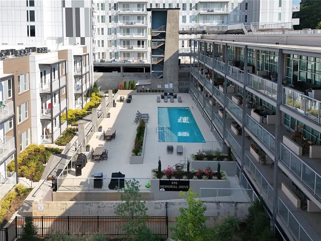 890 Memorial Drive Drive SE Unit 107