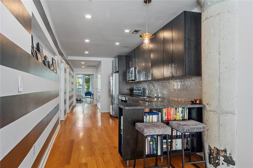 890 Memorial Drive Drive SE Unit 107