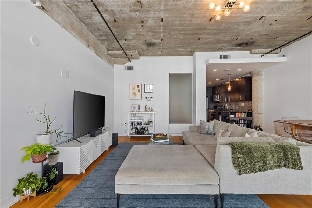 890 Memorial Drive Drive SE Unit 107