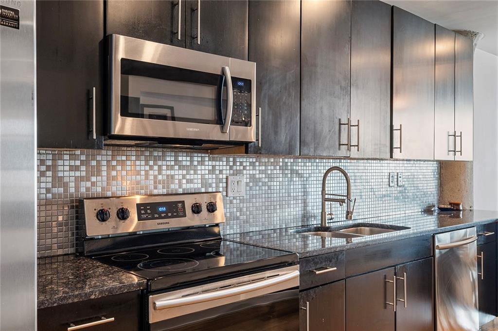 890 Memorial Drive Drive SE Unit 107