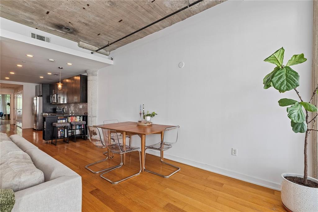 890 Memorial Drive Drive SE Unit 107