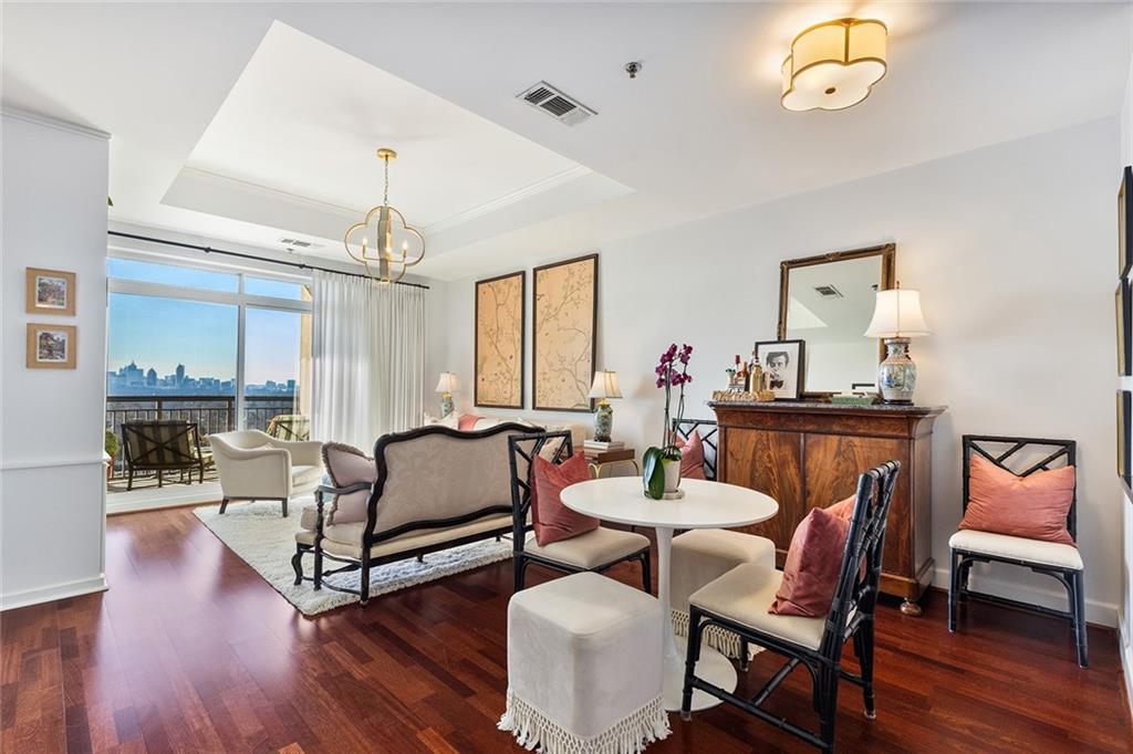 325 E Paces Ferry Road NE Unit 1206