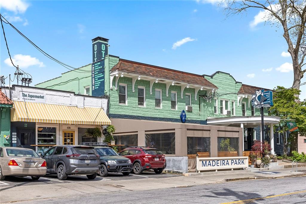653 N Highland Avenue NE Unit 4