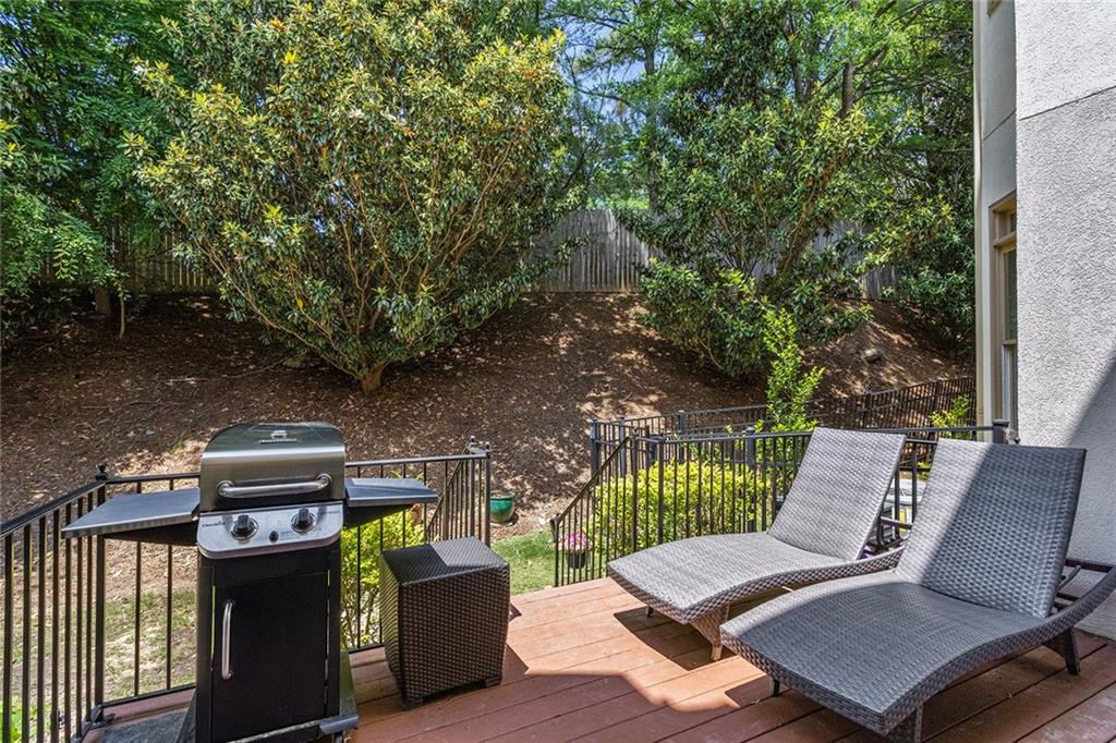 1958 Saxon Valley Circle NE