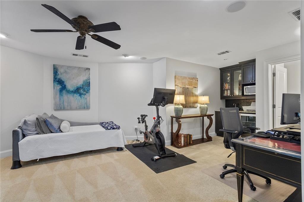 1958 Saxon Valley Circle NE