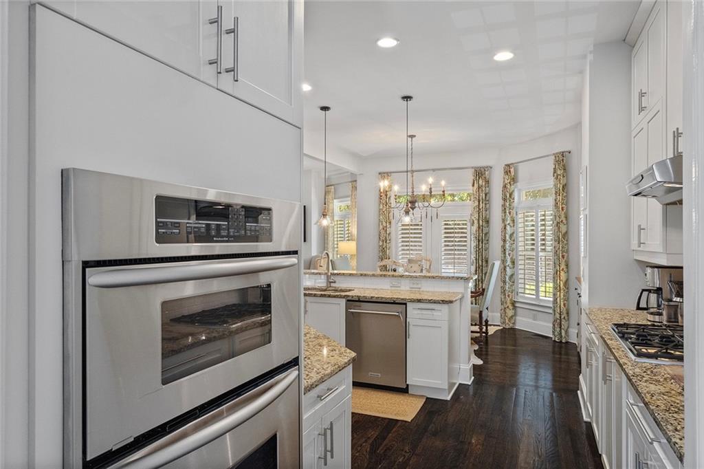 1958 Saxon Valley Circle NE
