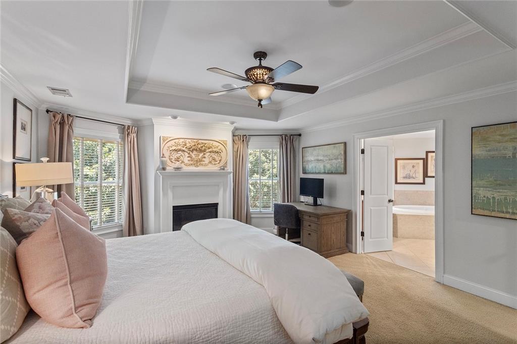 1958 Saxon Valley Circle NE