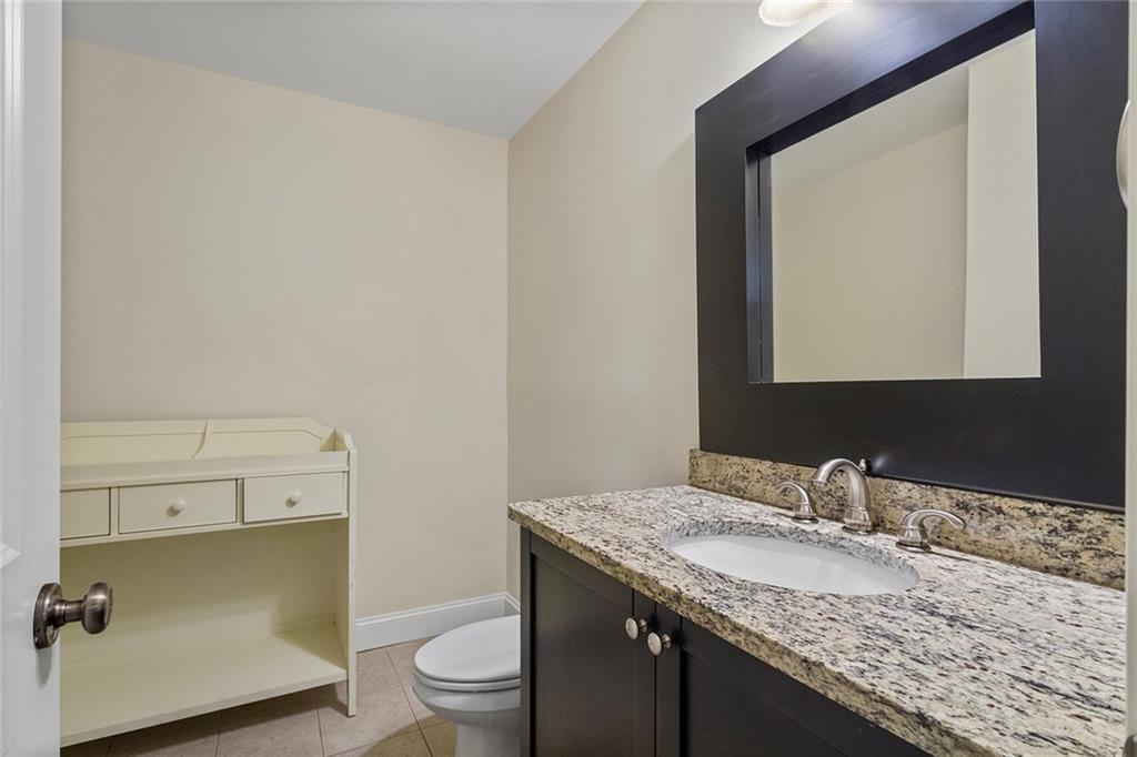 1958 Saxon Valley Circle NE