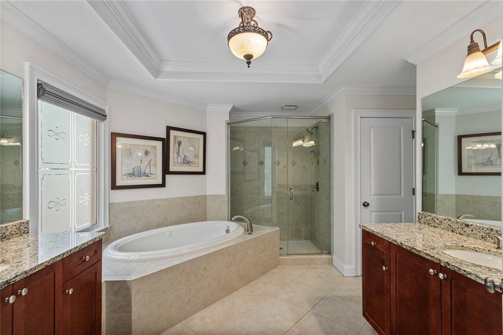 1958 Saxon Valley Circle NE