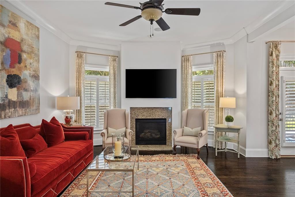 1958 Saxon Valley Circle NE