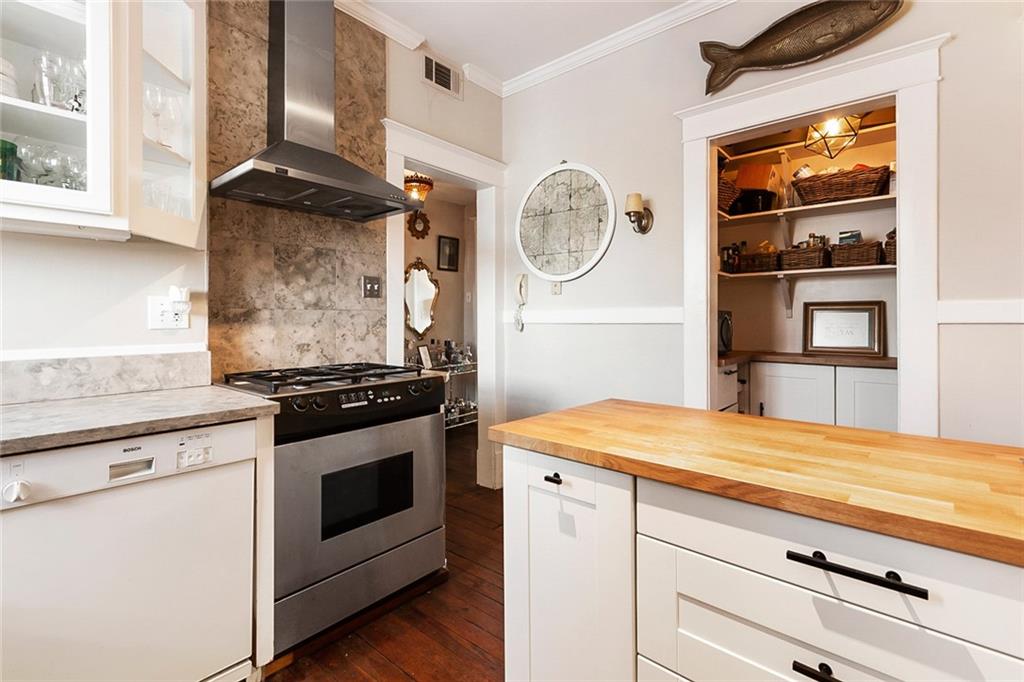 7 Park Lane NE Unit J