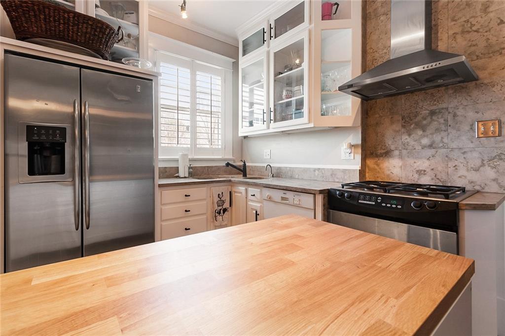 7 Park Lane NE Unit J