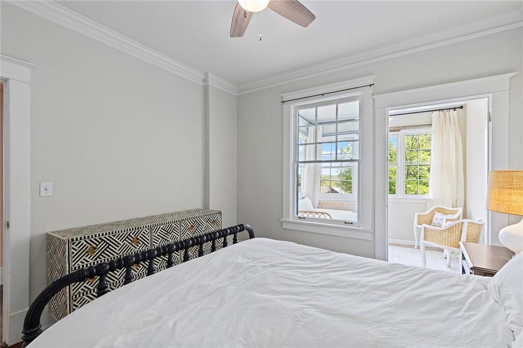 7 Park Lane NE Unit J