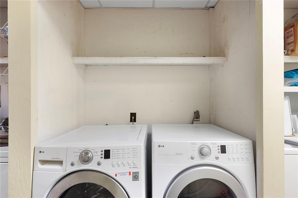7 Park Lane NE Unit J