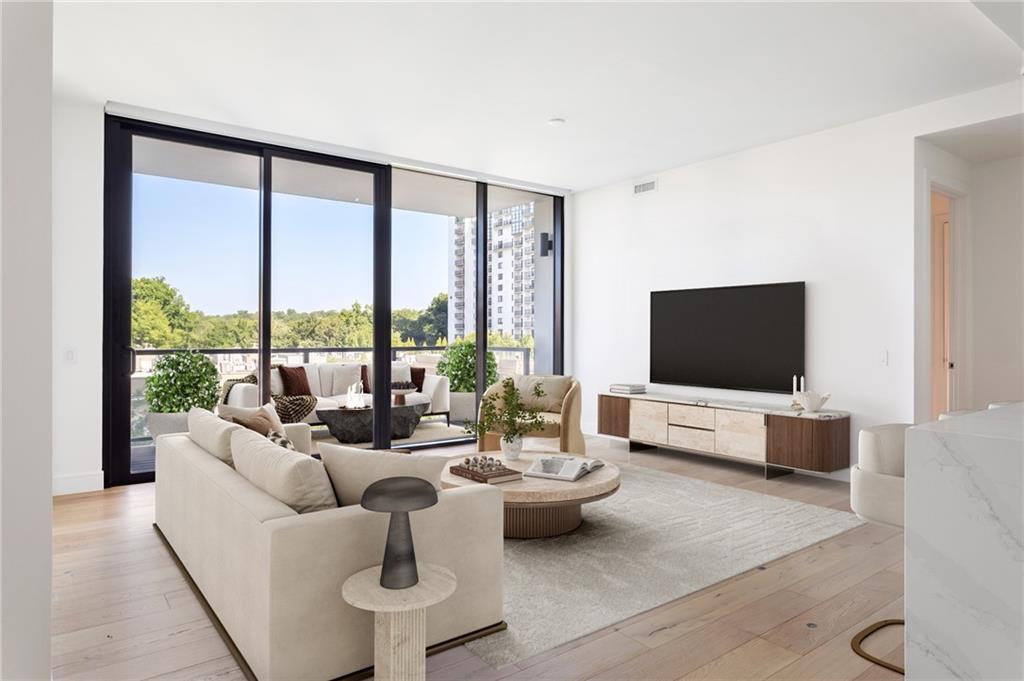 2425 Peachtree Road NE Unit 612