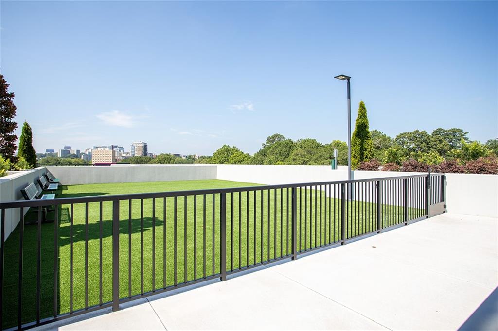 2425 Peachtree Road NE Unit 612