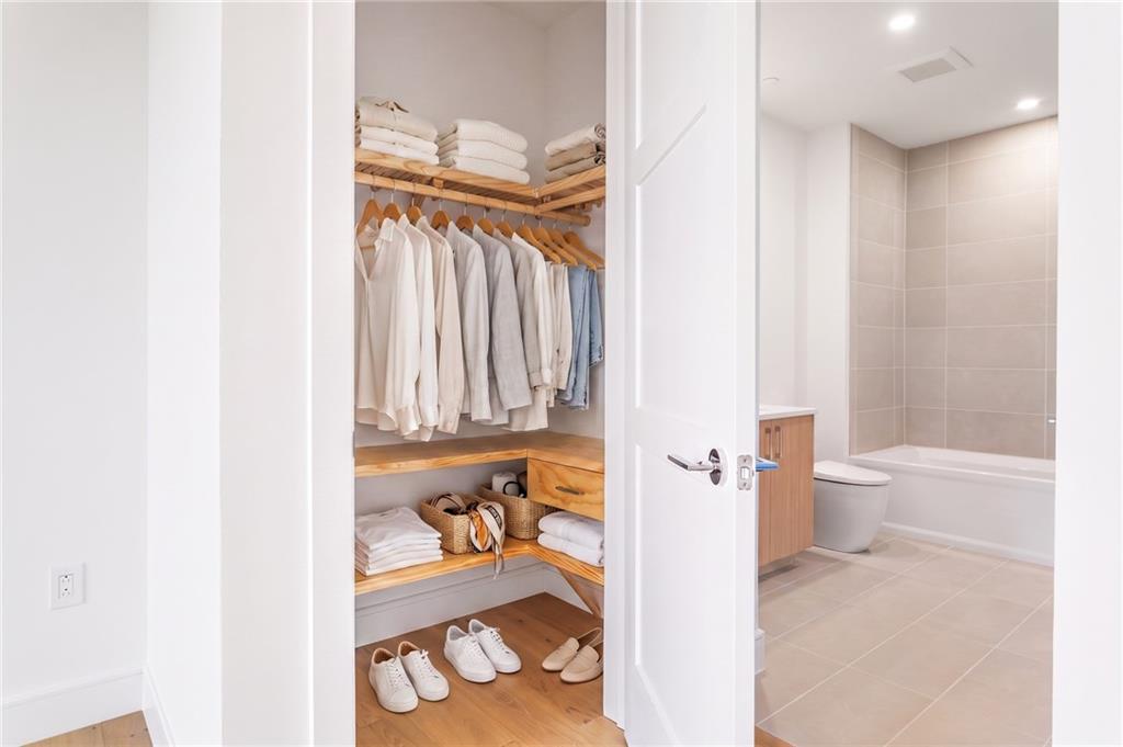 2425 Peachtree Road NE Unit 612