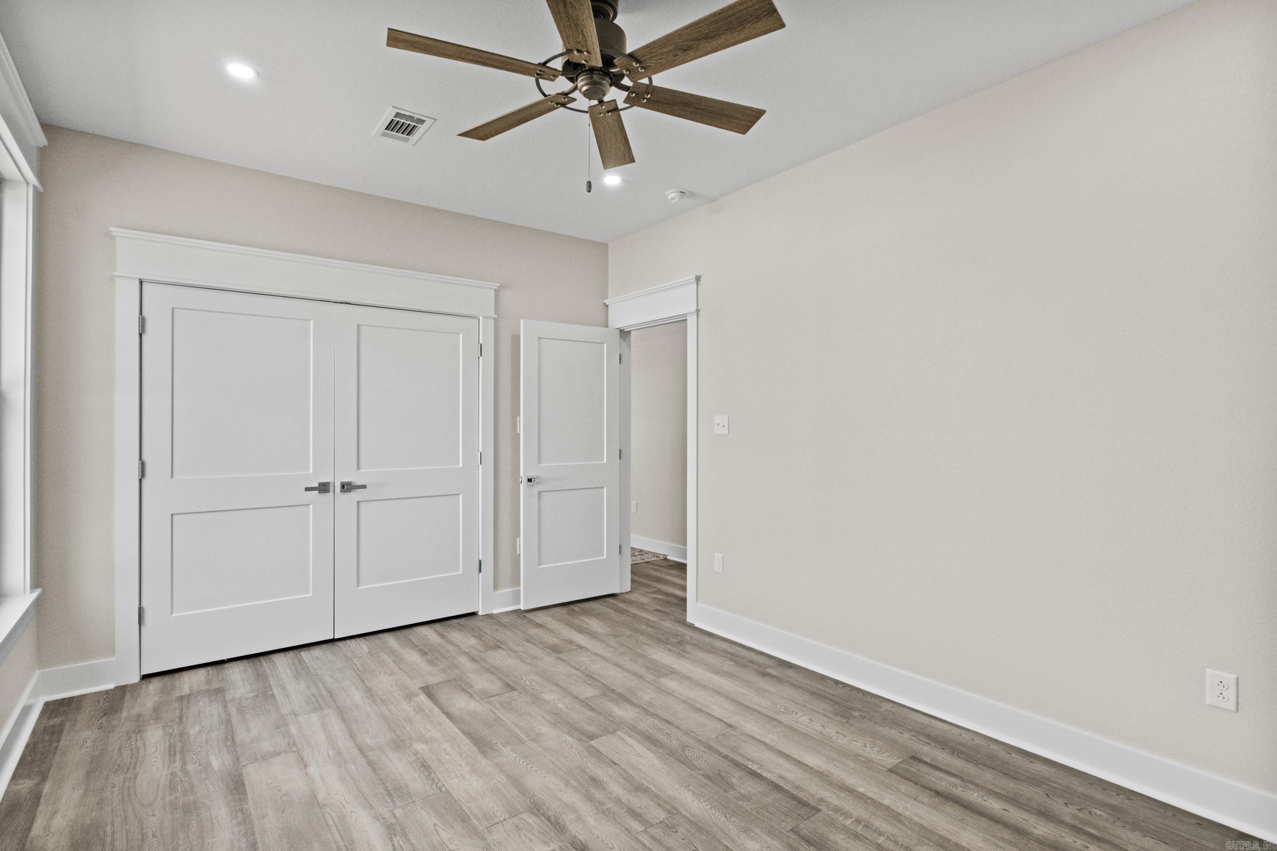 11 Libra Lane