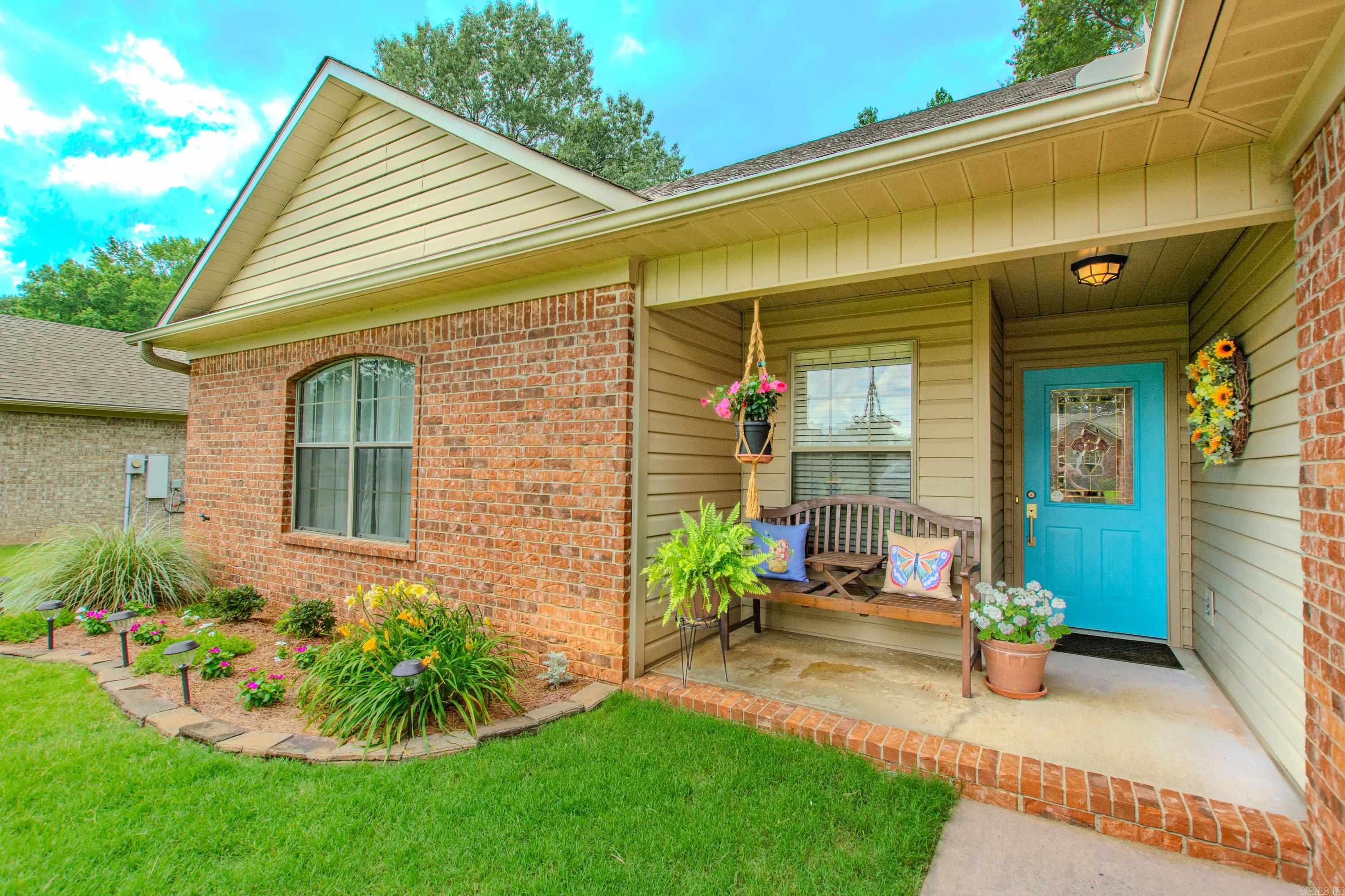56 Woodbridge Drive