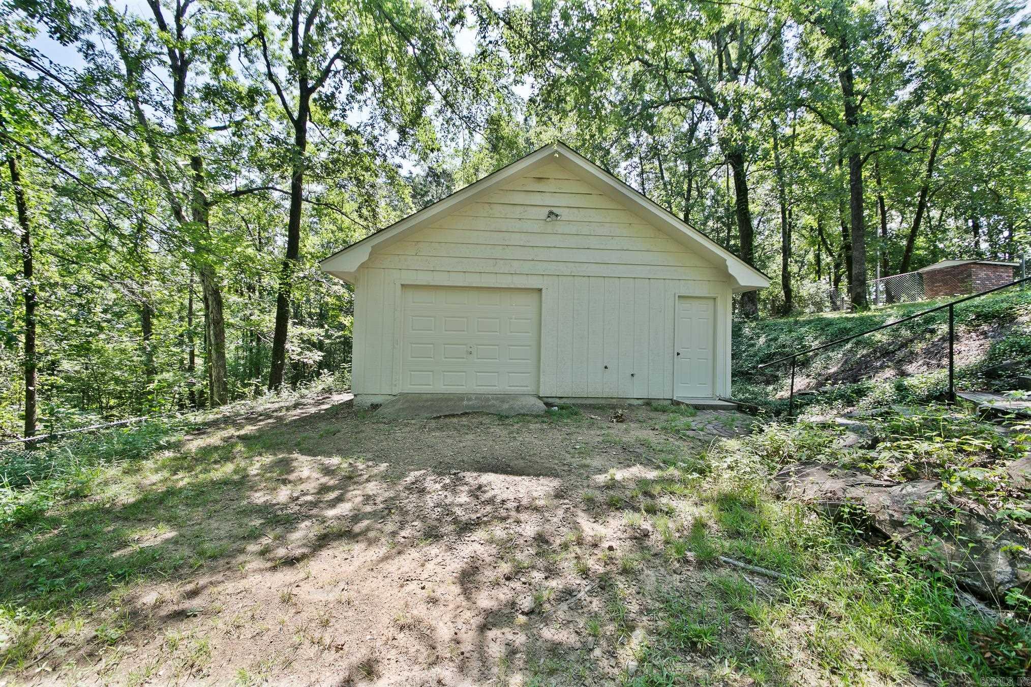 1718 W Cleland Road