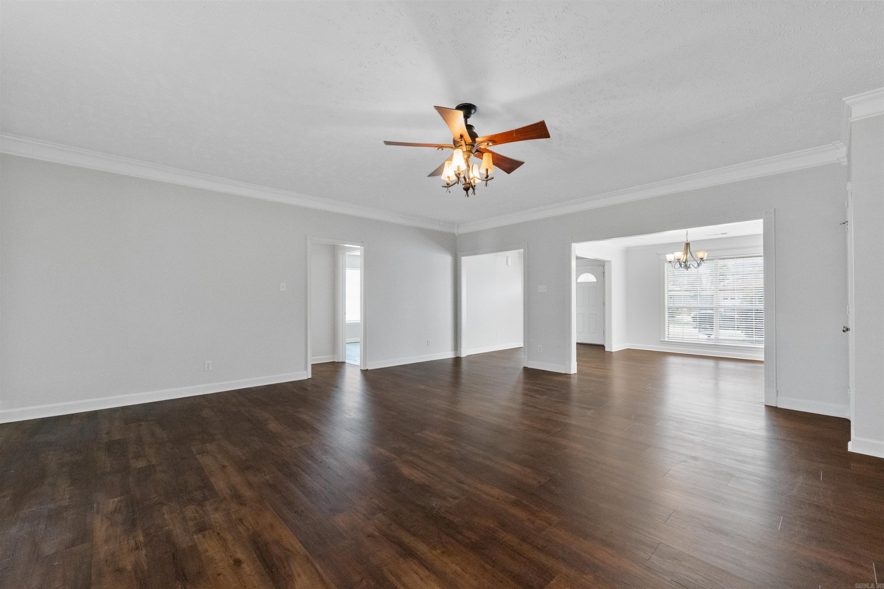 2 Turtle Creek Ct Court